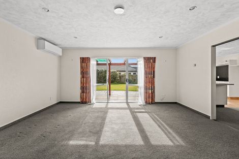 Photo of property in 4 Knightsbridge Place, Taradale, Napier, 4112