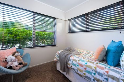 Photo of property in 26 Castor Bay Road, Castor Bay, Auckland, 0620