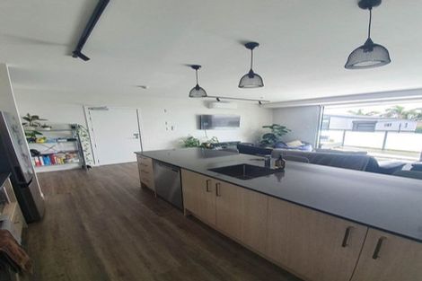 Photo of property in 10/4163 Great North Road, Glen Eden, Auckland, 0602