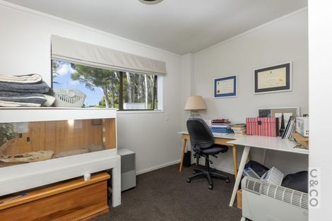 Photo of property in 88 Taupaki Road, Taupaki, Henderson, 0782