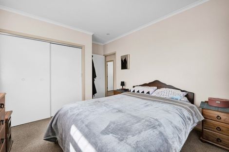 Photo of property in 120 Miranda Street, Stratford, 4332