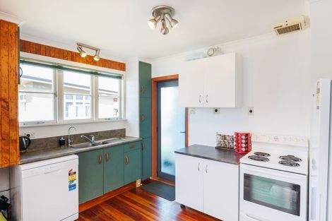 Photo of property in 37 Mangahao Road, Pahiatua, 4910