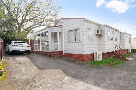 Photo of property in 1/255 Swanson Road, Henderson, Auckland, 0610