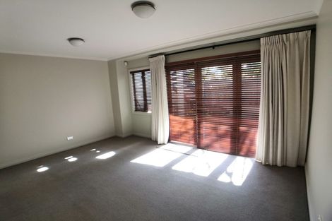 Photo of property in 115f Remuera Road, Remuera, Auckland, 1050