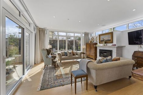 Photo of property in 62a Holly Road, St Albans, Christchurch, 8014