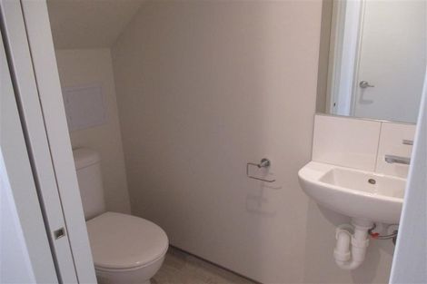 Photo of property in 2/22 Grove Road, Addington, Christchurch, 8024