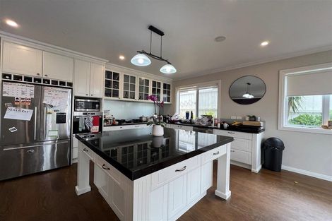 Photo of property in 16 Evelina Lane, Flat Bush, Auckland, 2019