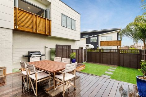 Photo of property in 76 Buckley Avenue, Hobsonville, Auckland, 0616