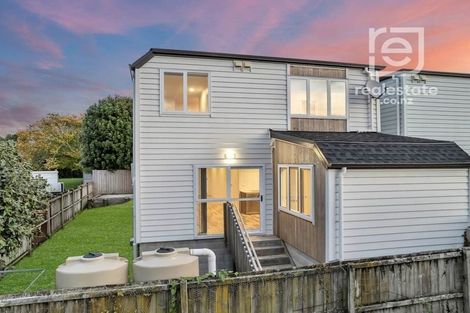Photo of property in 17f Prictor Street, Papakura, 2110