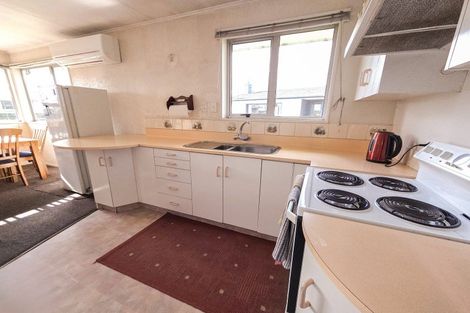 Photo of property in 37 Baxter Street, Grasmere, Invercargill, 9810