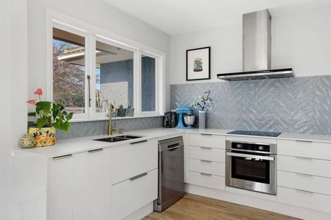 Photo of property in 208 Wairakei Road, Bryndwr, Christchurch, 8053