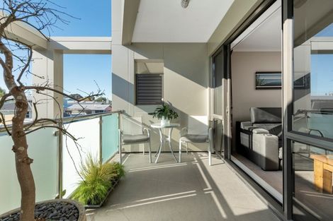 Photo of property in Paramount Apartments, 25/281 Maunganui Road, Mount Maunganui, 3116