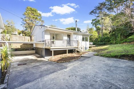 Photo of property in 2/9a De Val Drive, Titirangi, Auckland, 0604