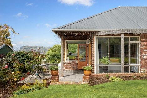 Photo of property in 19 Argyle Street, Mornington, Dunedin, 9011