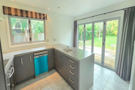 Photo of property in 12 Rimutaka Street, Paraparaumu, 5032