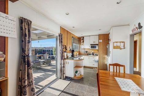 Photo of property in 6 Grenville Street, Levin, 5510