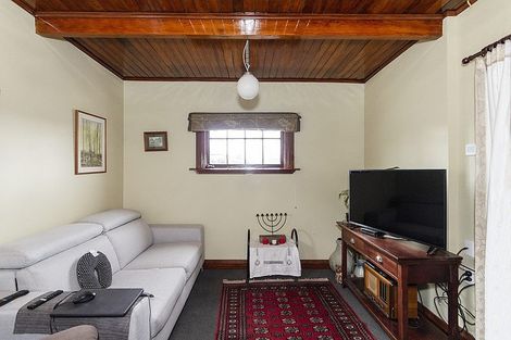 Photo of property in 24 Lune Street, South Hill, Oamaru, 9400