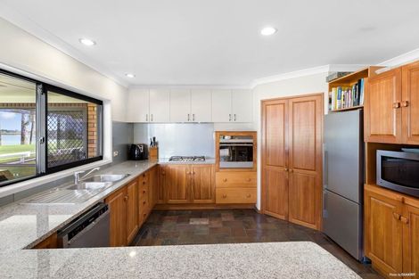 Photo of property in 80 Carnoustie Drive, Wattle Downs, Auckland, 2103