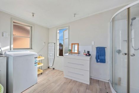 Photo of property in 2 Neil Road, Fairy Springs, Rotorua, 3015