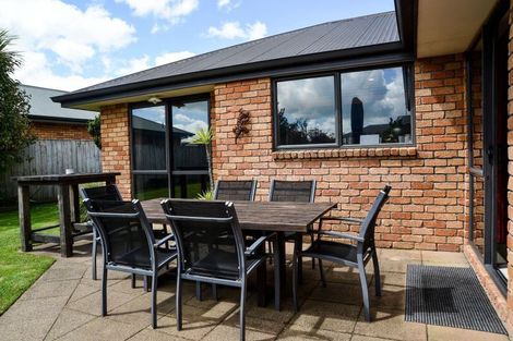 Photo of property in 5 Merlot Place, Rototuna, Hamilton, 3210