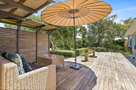 Photo of property in 27 Harbour View Road, Point Wells, Warkworth, 0986