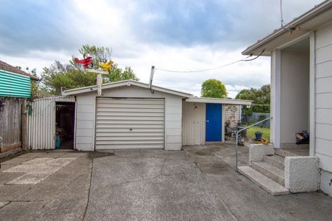 Photo of property in 10 Belfast Place, Roslyn, Palmerston North, 4414