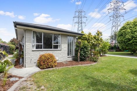 Photo of property in 25 Ambleside Drive, Burnside, Christchurch, 8053