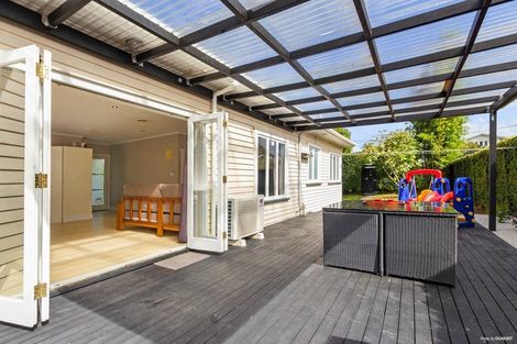 Photo of property in 1 Admiral Beatty Avenue, Mount Roskill, Auckland, 1041