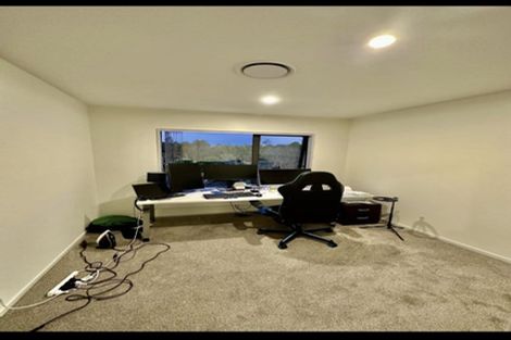 Photo of property in 2b Kororo Street, Northcote, Auckland, 0627