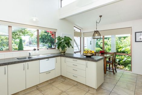 Photo of property in 72 Puketapu Road, Taradale, Napier, 4112
