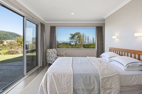 Photo of property in 153 Lisland Drive, Kinloch, Taupo, 3377