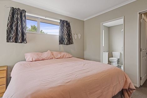 Photo of property in 50 Church Street, Oxford, 7430