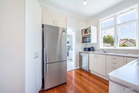 Photo of property in 16 Brasell Street, Fairfield, Lower Hutt, 5011