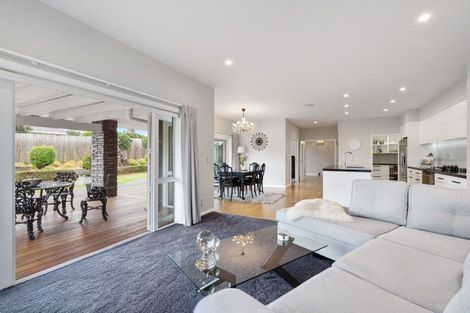 Photo of property in 14 Summerfield Way, Parahaki, Whangarei, 0112