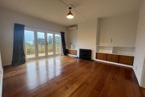 Photo of property in 6 Warwick Street, Wilton, Wellington, 6012