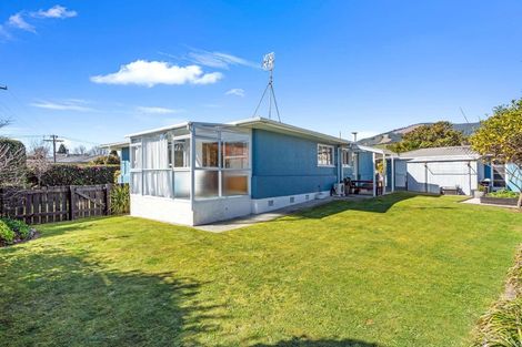 Photo of property in 8 Lemari Avenue, Stoke, Nelson, 7011