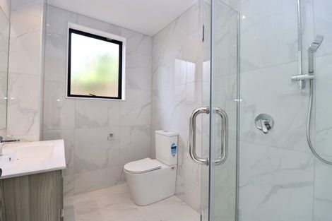 Photo of property in 127 Oreil Avenue, West Harbour, Auckland, 0618