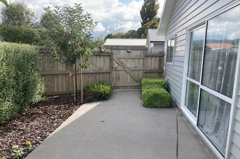 Photo of property in 6b Petherick Street, Taita, Lower Hutt, 5011