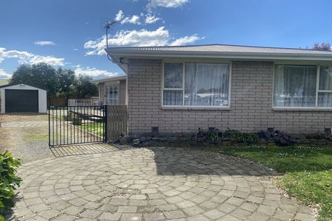 Photo of property in 5 Prestons Road, Redwood, Christchurch, 8051