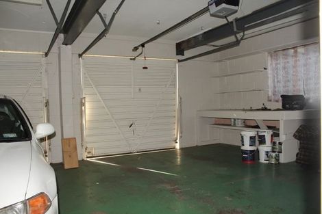 Photo of property in 123 Sandspit Road, Shelly Park, Auckland, 2014