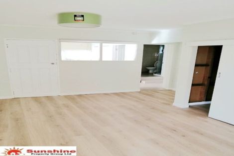 Photo of property in 29 Galaxy Drive, Mairangi Bay, Auckland, 0630