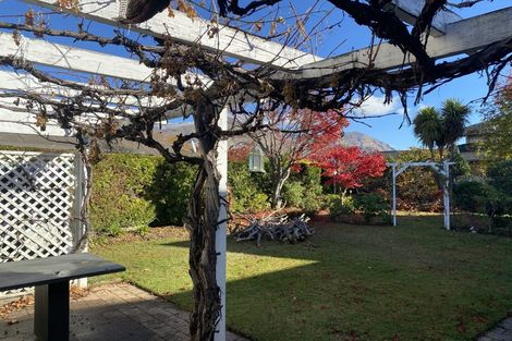 Photo of property in 6 Cherry Court, Wanaka, 9305