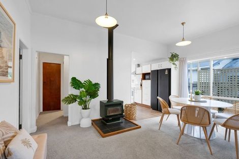Photo of property in 42 Gaine Street, New Plymouth, 4310