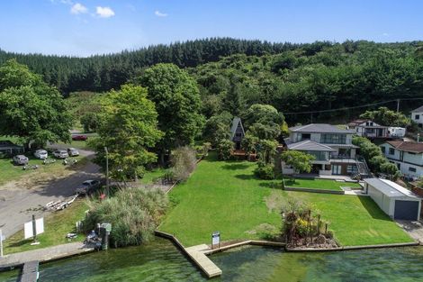 Photo of property in 42 Okawa Bay Road, Tikitere, Rotorua, 3074