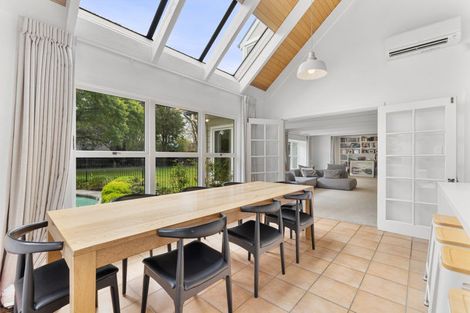 Photo of property in 3 Ashdale Lane, Strowan, Christchurch, 8052