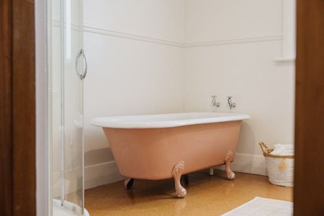 Photo of property in 21 Grandview Crescent, Opoho, Dunedin, 9010