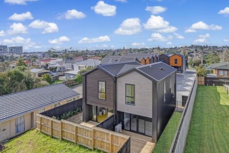 Photo of property in 10/17 Ambler Avenue, Glen Eden, Auckland, 0602