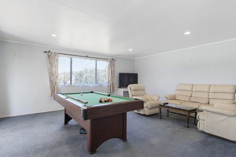 Photo of property in 9 Bayly Place, Te Puke, 3119