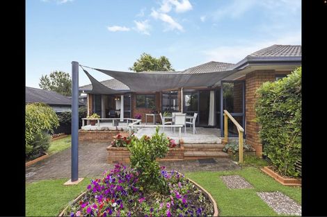 Photo of property in 23 Widdison Place, Albany, Auckland, 0632