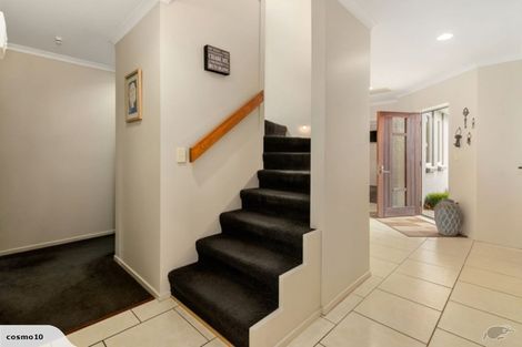 Photo of property in 16 Caulfield Place, Pukehangi, Rotorua, 3015